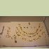 Zlota biżuteria z Knossos: wspaniałe kolczyki, naszyjniki, pierścionki, wisiorek i szpilka. (Muzeum Archeologii w Iraklion)