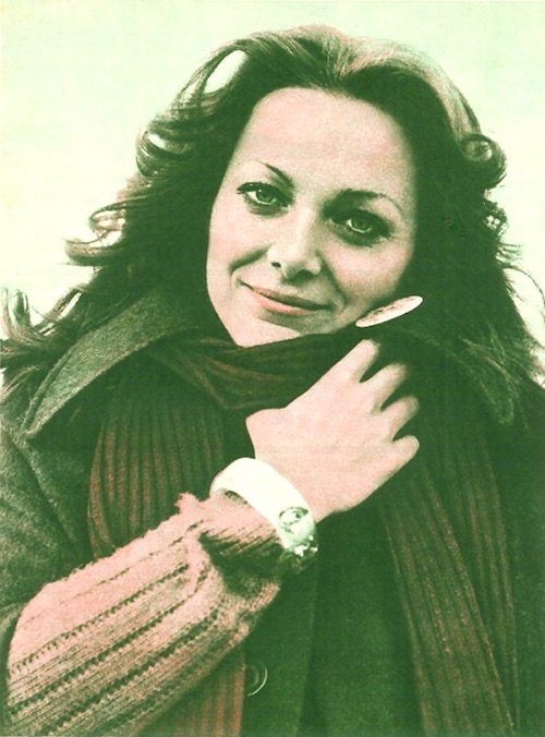 http://irenajarocka.pl/webdocs/image/2019/KG/Irena-okladka-Przyjaciolka-zdjecie-15.12.1974.jpeg