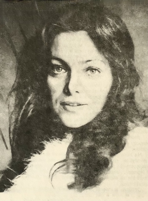 http://irenajarocka.pl/webdocs/image/2026/KG/Irena-1973-w-bialym-futerku.jpeg