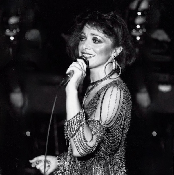 http://irenajarocka.pl/webdocs/image/2026/KG/Irena-koncertowe-bluzka-z-koralikow-cz-b-ok-1985.jpeg