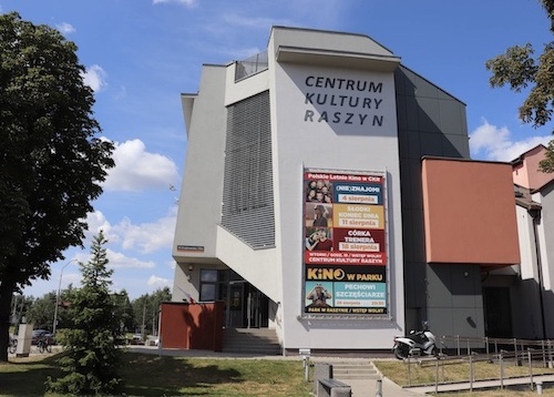 http://irenajarocka.pl/webdocs/image/2026/KG/Spektakl-teatralny-Raszyn-2026-budynek.jpeg